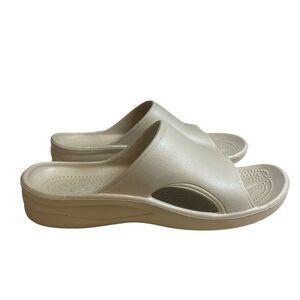 Dawgs Comfort Casual Slide Slip-On Tan Women's Size 9 Sandals Beach Vacation